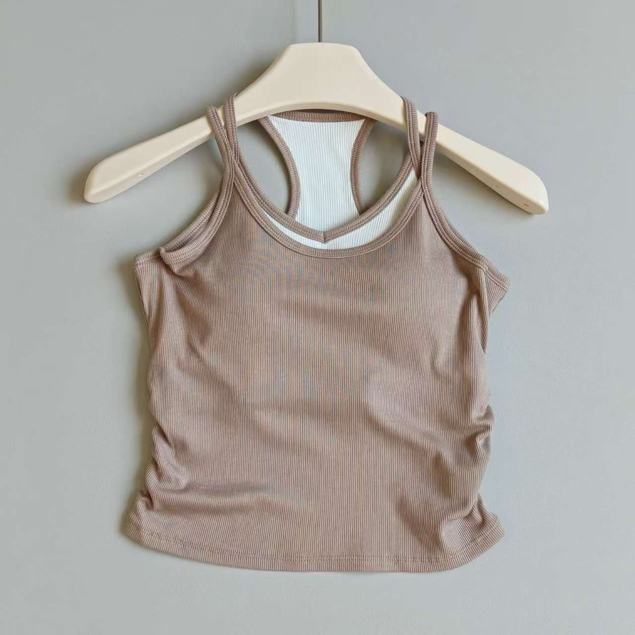Yogavest met contrasterende kl - Yoga Mat For Fitness recensie en prijs